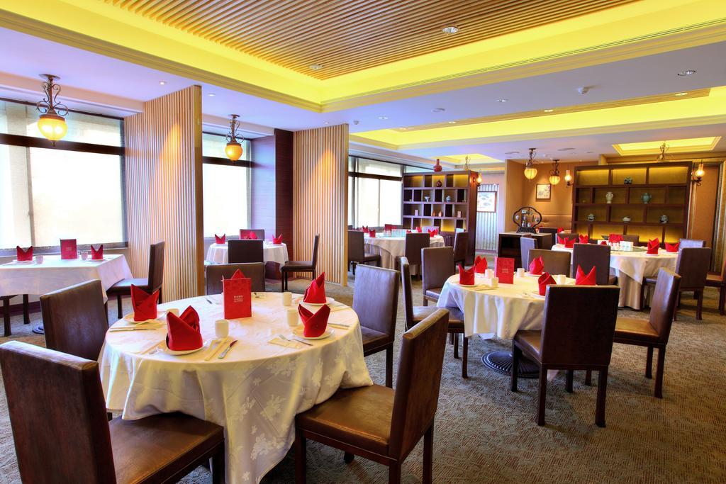 Chateau De Chine Hotel Hualien Bagian luar foto Restaurant