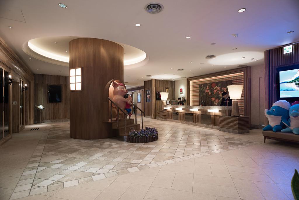 Chateau De Chine Hotel Hualien Bagian luar foto Lobby